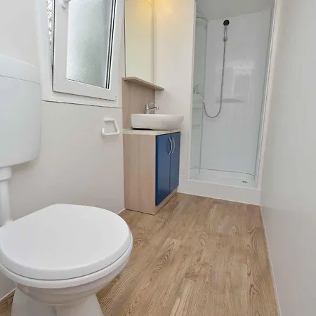 Pakostane 7 Apartamento *