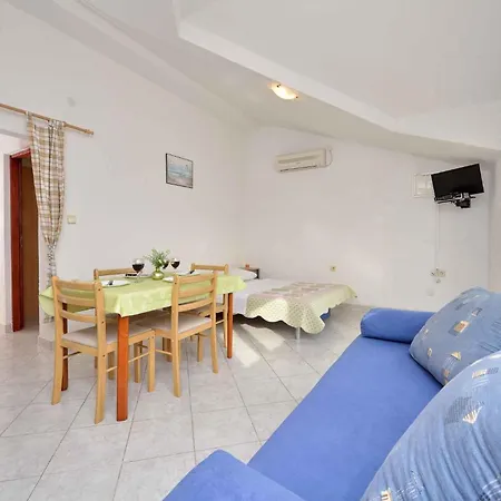 Pakostane 7 Apartment Pakoštane