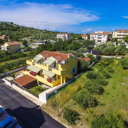 Apartamento Pakostane 7