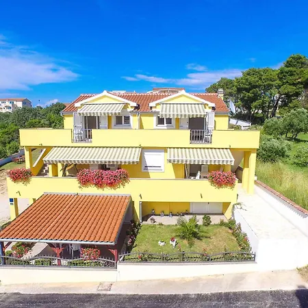 Apartamento Pakostane 7 Drage
